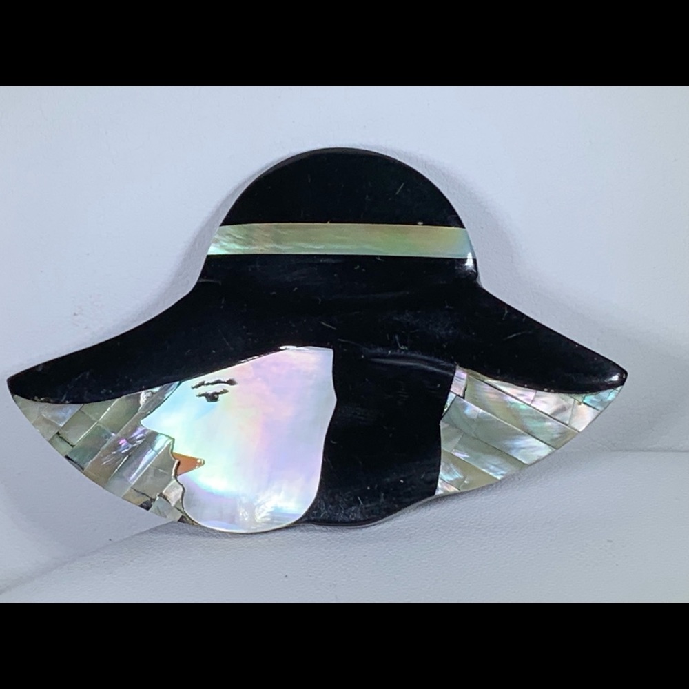 Vintage Classy Lady Brooch Pin Abalone & Pearl